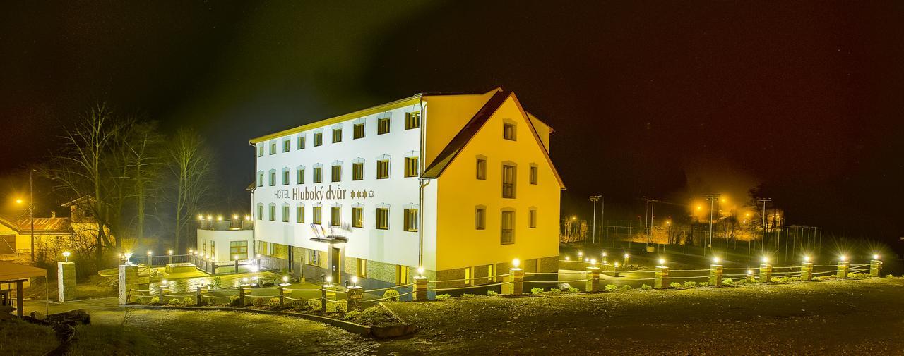 Wellness Hotel Hluboky Dvur Hrubá Voda Exterior foto